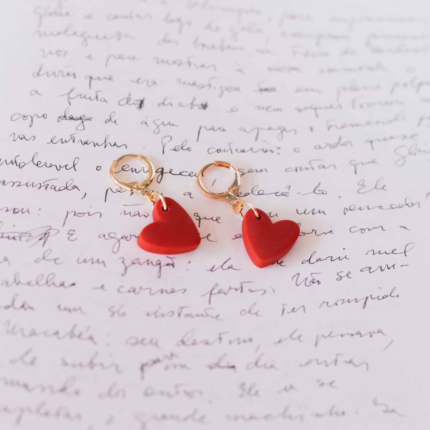 Brinco Love Club vermelho