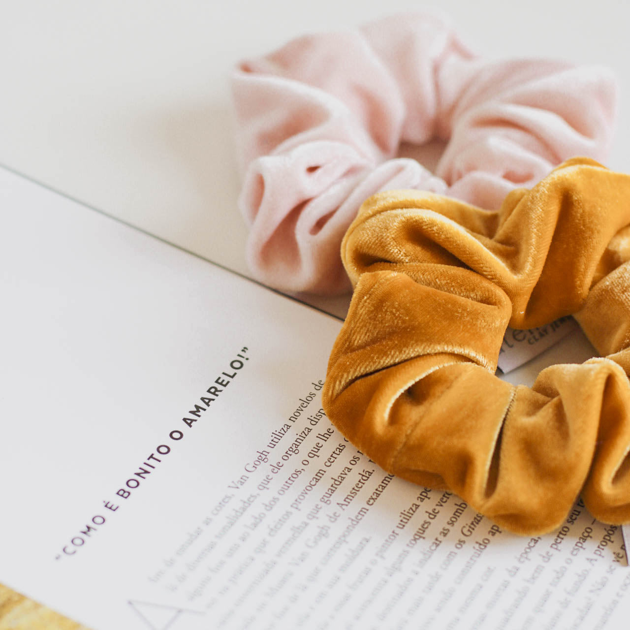 Scrunchie Magnifique rosinha