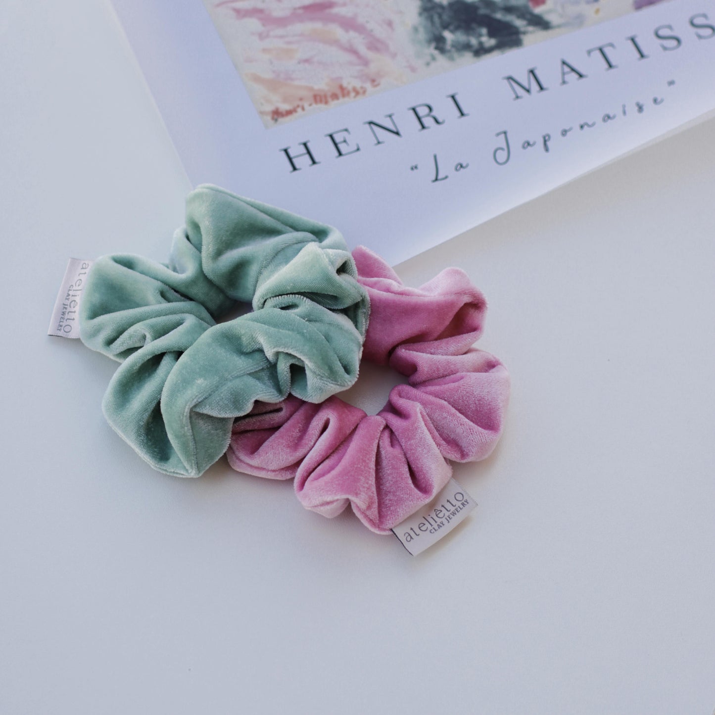 Scrunchie Magnifique rosa iogurte